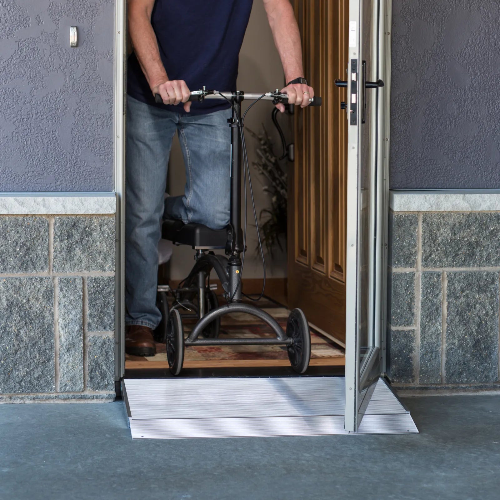 ALUMINUM TRANSITIONS ANGLED ENTRY RAMP